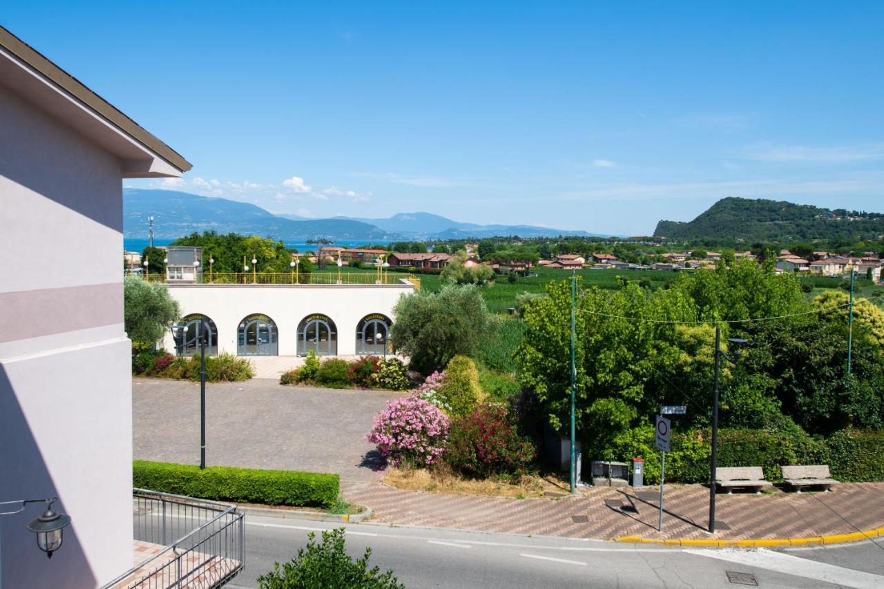 Il Cortiletto - Appartamento Lores Manerba del Garda Exterior photo