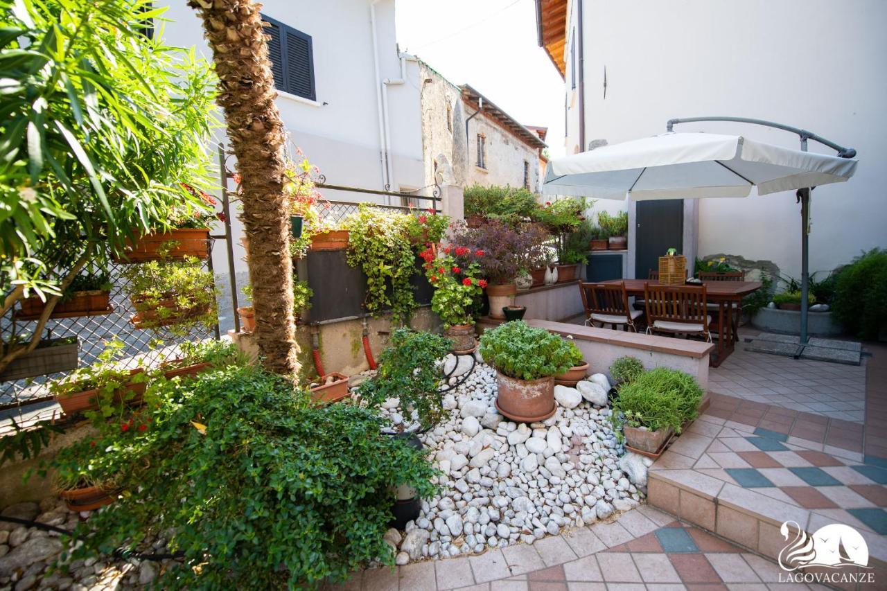Il Cortiletto - Appartamento Lores Manerba del Garda Exterior photo